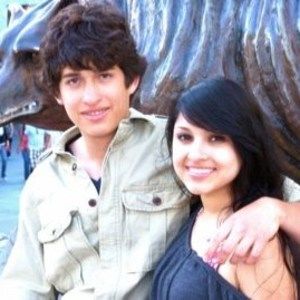 Meet your Posher, Iris